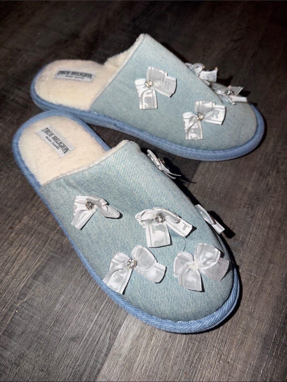True Religion House Slippers Size 6.5